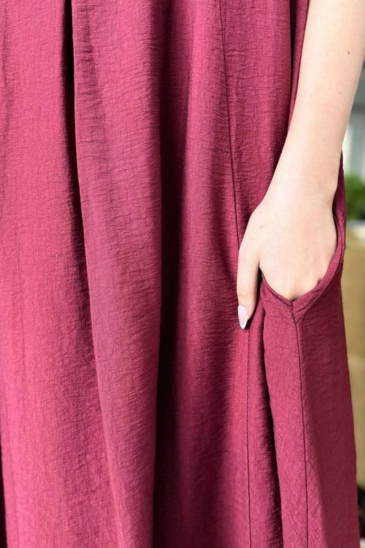 Made in Italy Aster Pocketed Cocoon Dress Burgundy